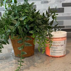 AMINNAH - Pumpkin Spice Sugar Scrub